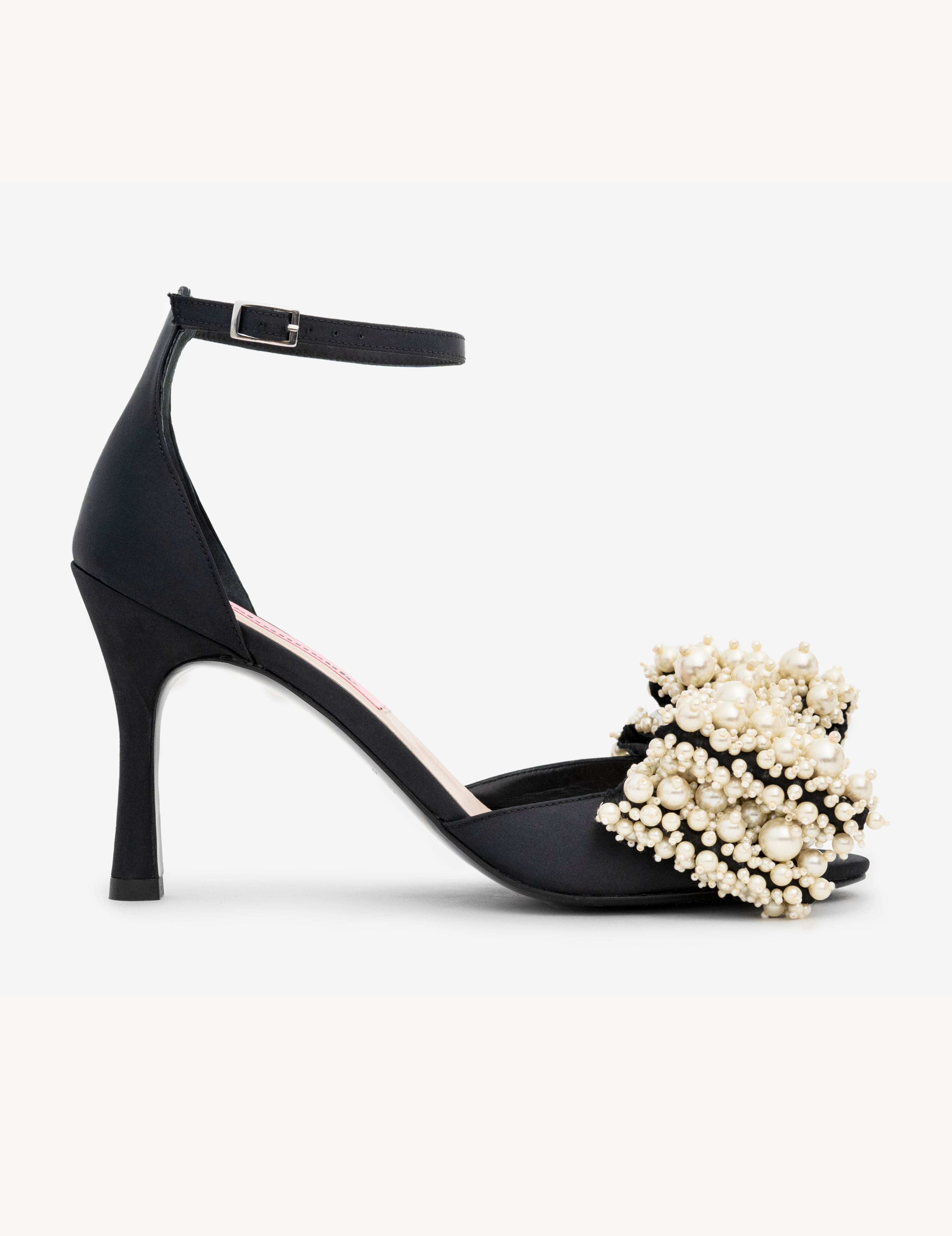 ICONIC pearl bow sandal