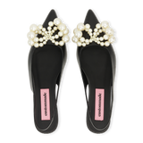 Fiona Pearl Black